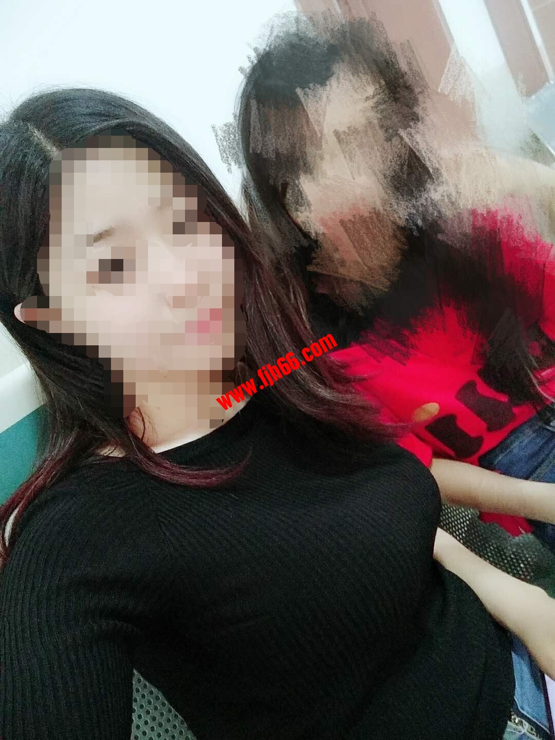 黑衣服是小处女